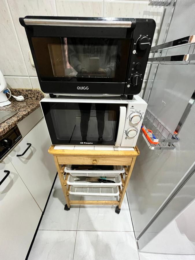 Апартаменты Bugo Luis Apartament Барселона Экстерьер фото